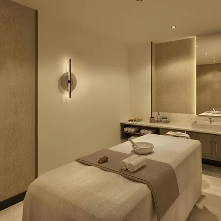 Ac By Marriott Port Praski *